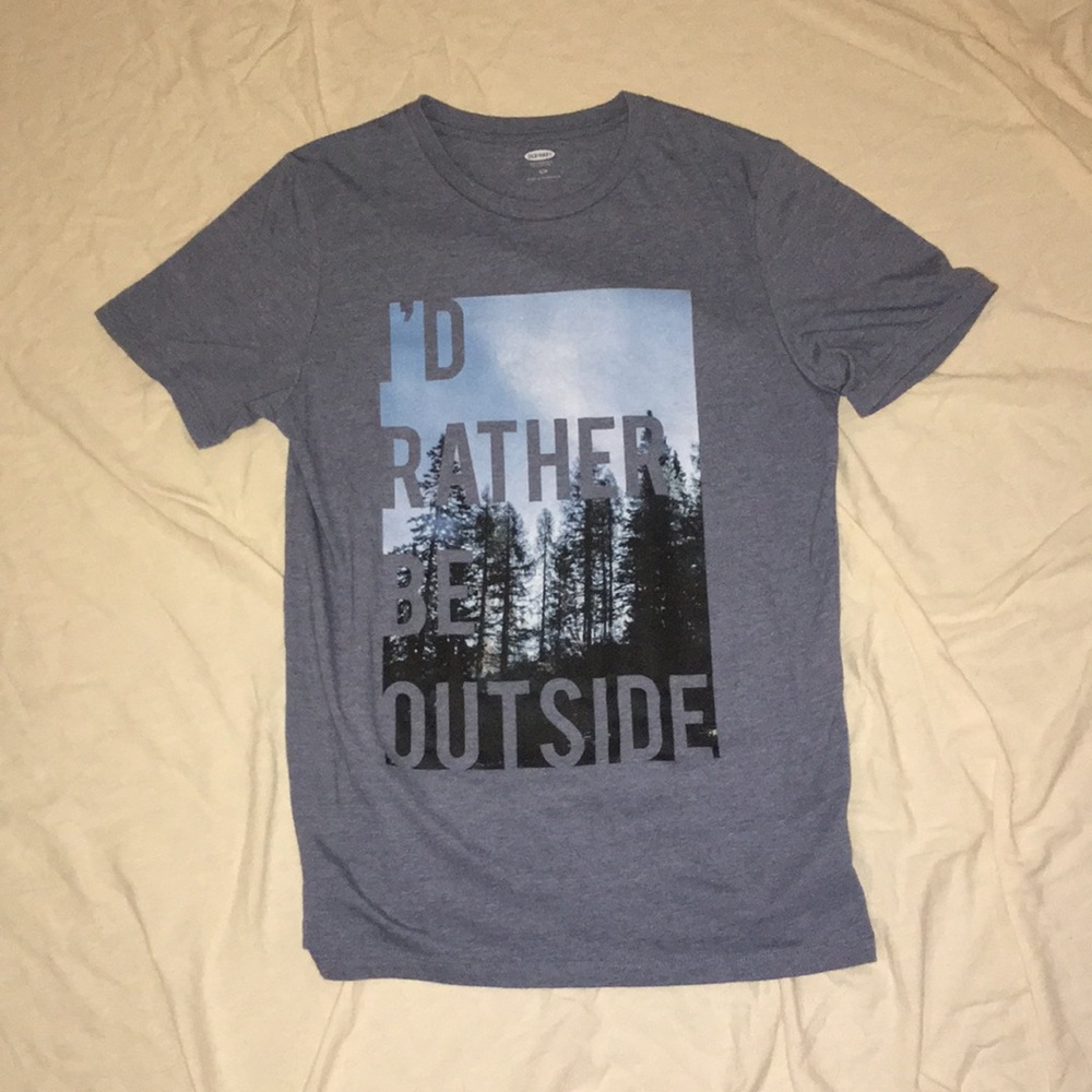 Old Navy T-Shirt